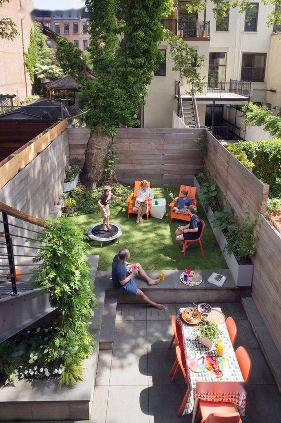 谁不希望自家能有院子,最好是前庭后院,屋前屋后都能养花种菜_庭院