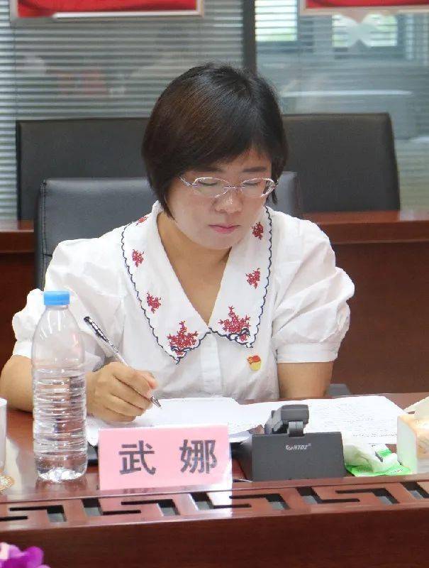 全市新的社会阶层人士调研座谈会在我园区召开