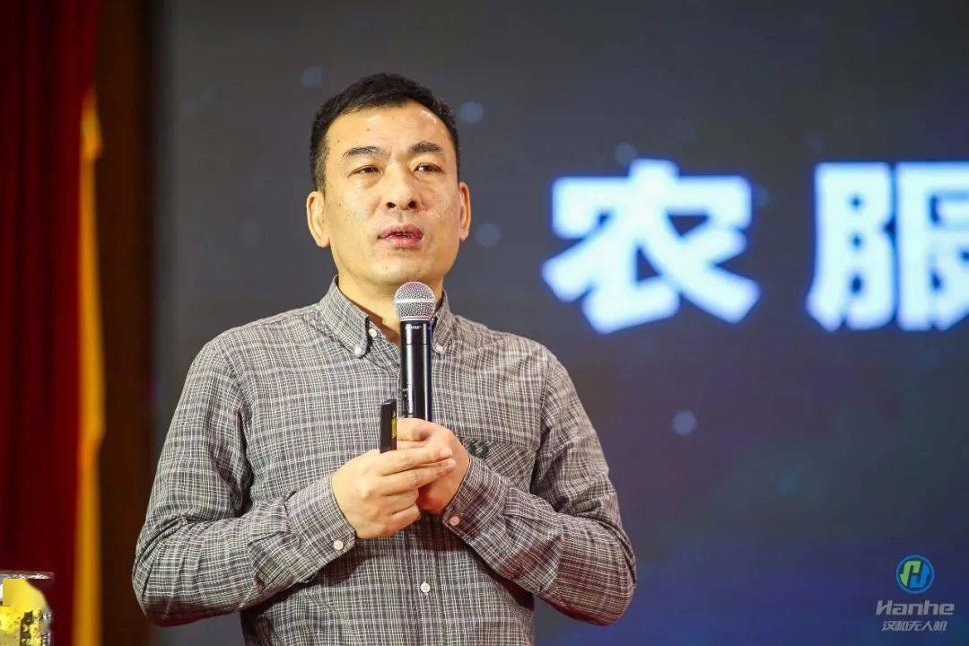 一定是机器人在种"——无锡汉和航空技术有限公司董事长孙向东访谈录