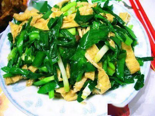 红油怎么炒菜 9f2184ae85de440c982d40d8290d4066.jpeg
