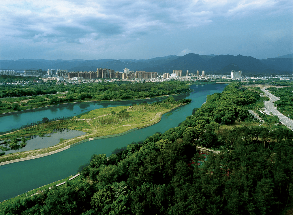 赓续红色根脉98建起保命库摘掉缺粮县帽子