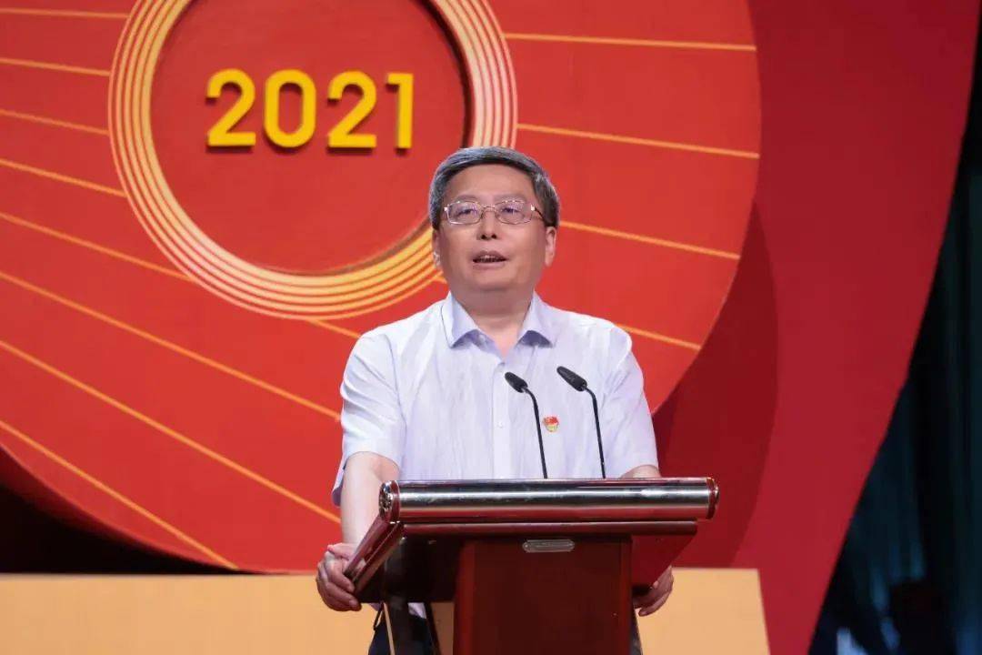 郭军伟介绍我省"党课开讲啦"活动开展情况"党课开讲啦"黑龙江省优秀