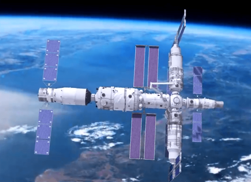 中国空间站首次出舱：我国已掌握大型空间机械臂核心技术及应用