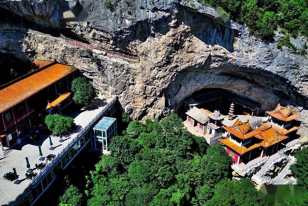 山西晋中石膏山风光