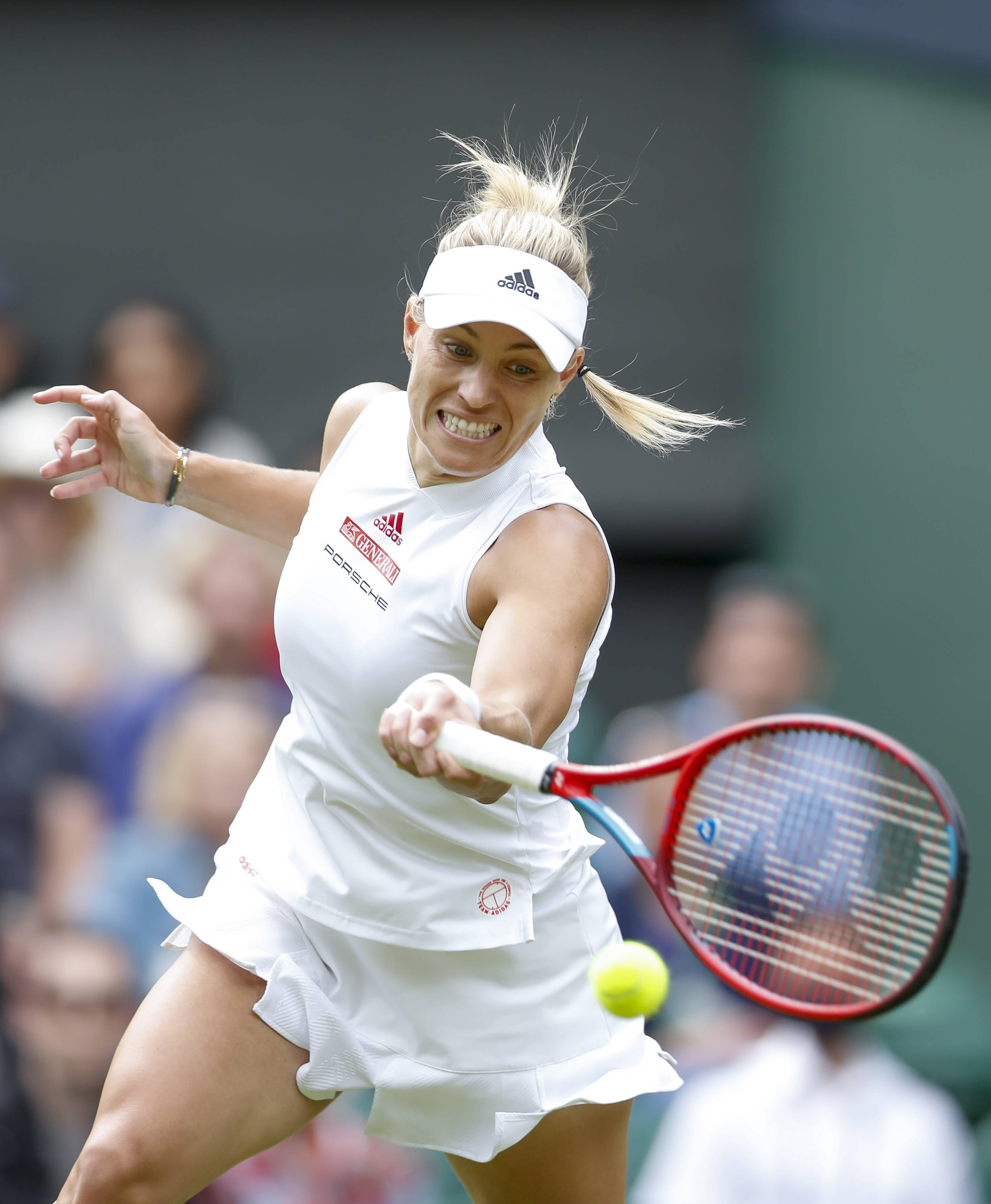 网球——温网:科贝尔晋级八强_高芙