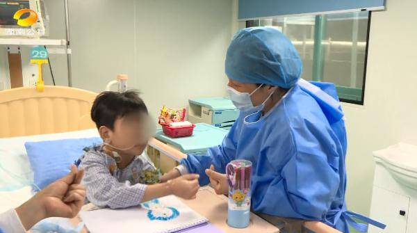 女儿|六岁女儿生命垂危之际，母亲选择捐肝挽救成功！