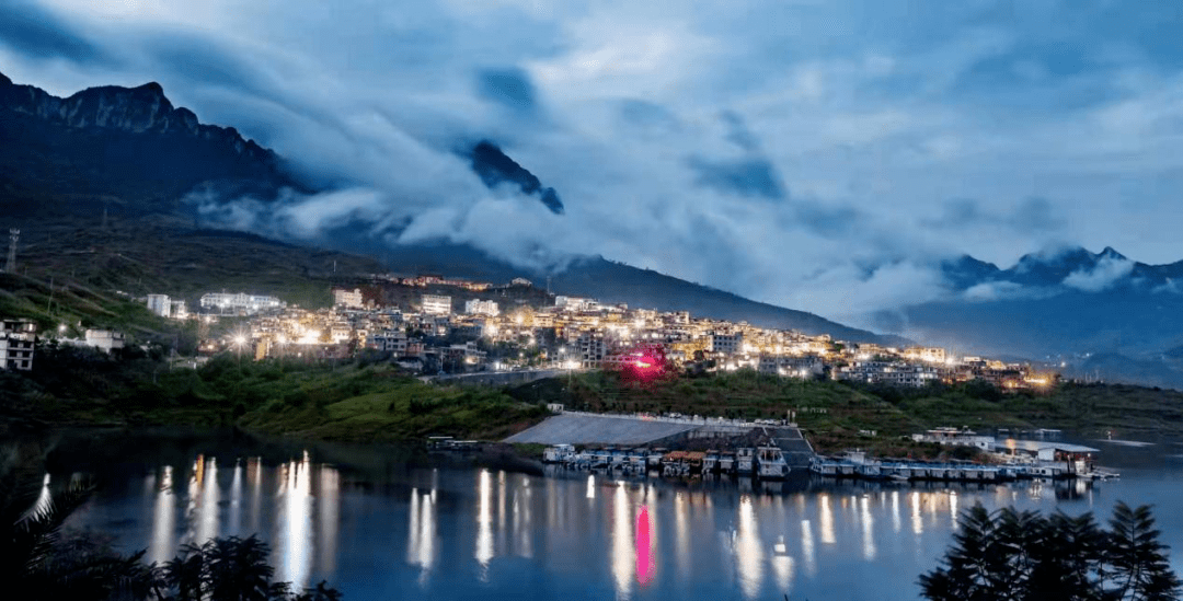 198元住云上牂牁酒店,还有免费游乐场._夜郎