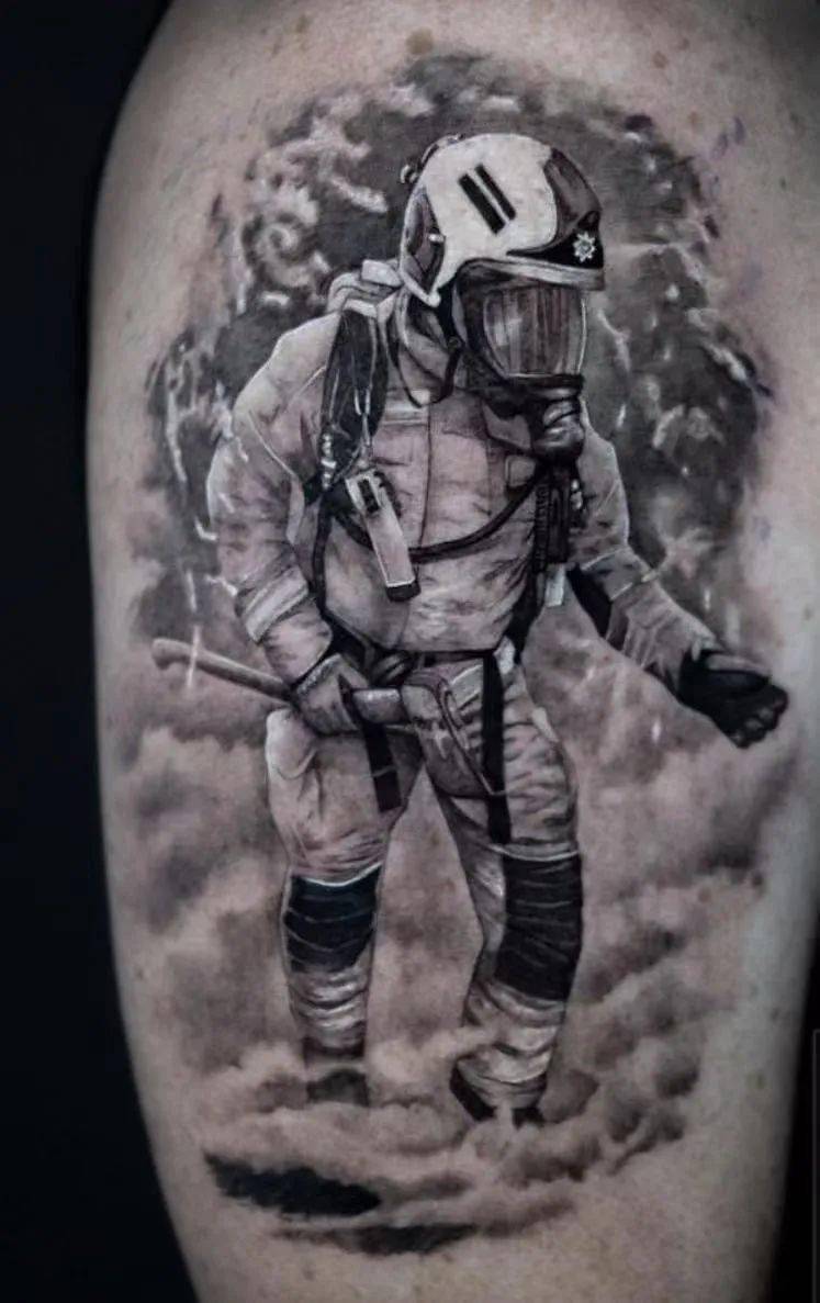 烈火金刚消防员纹身