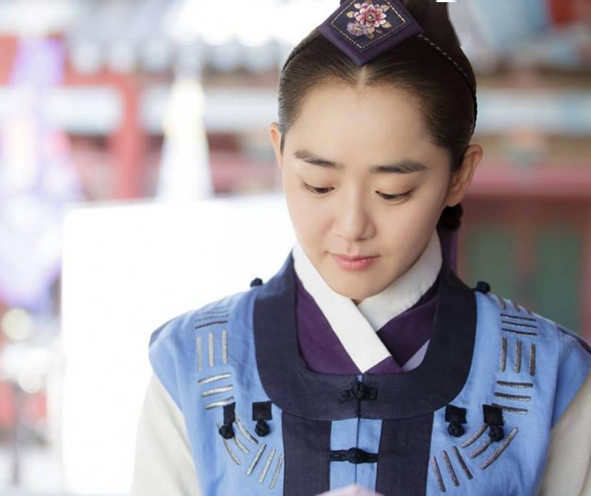 也了《我的小小新娘》,《明成皇后》,《蔷花红莲》等优秀作品.