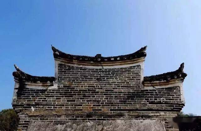 沙洲村朱氏宗祠灰墙黛瓦雕梁画栋堪称最美宗祠