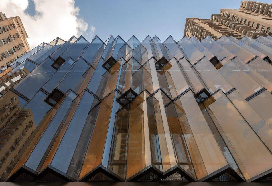 盘点近两年,玻璃立面的那些「轻盈且别致」新玩法!_幕墙