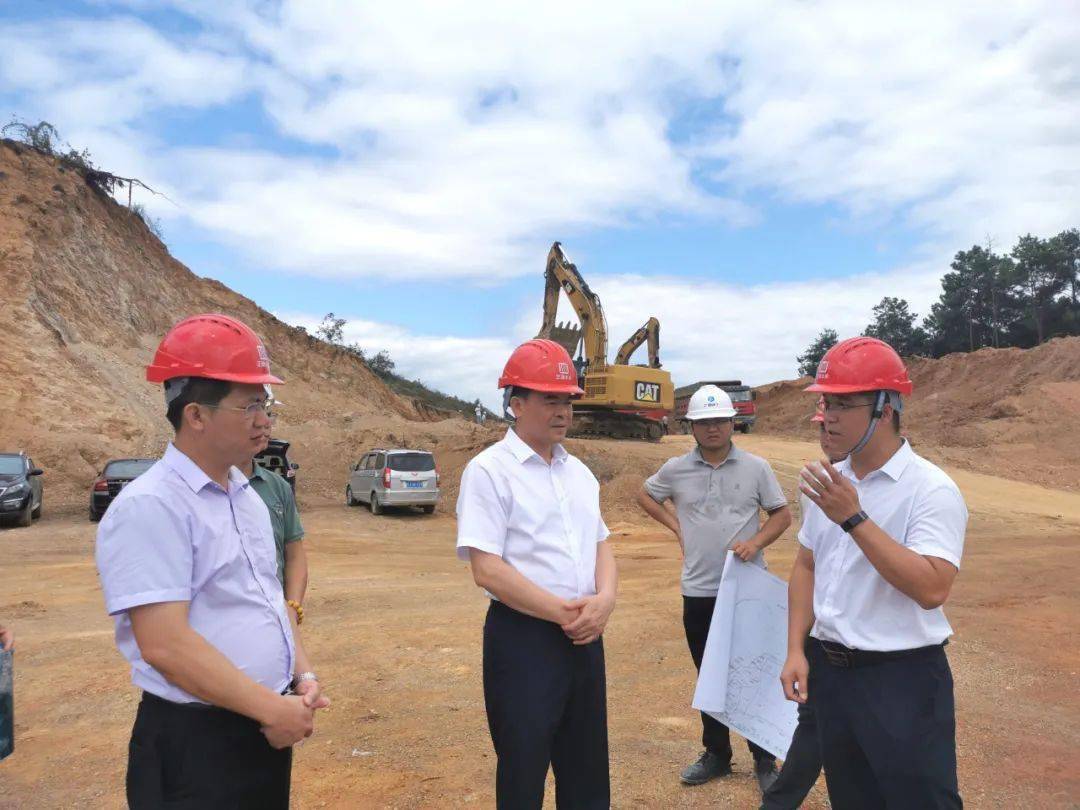 徐海浪到八步区调研城东污水处理厂项目