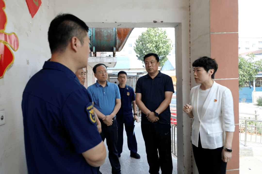 李明霖暗访督导消防安全及安全生产工作