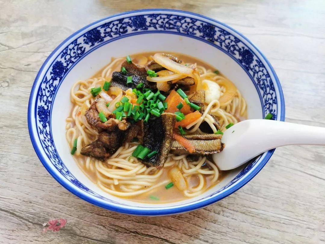 爆鳝面(红宇面馆)