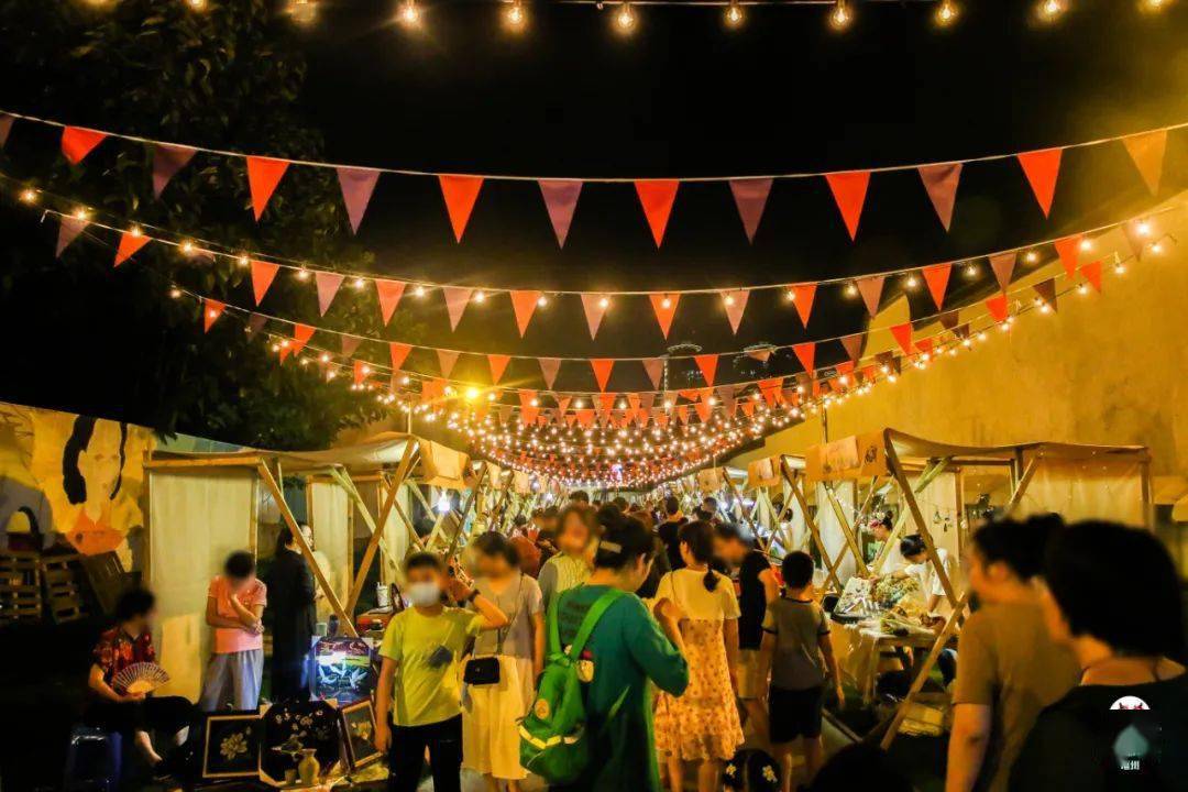 福州这个宝藏夜市要火了!非遗,涂鸦墙,露天演唱会…好热闹!