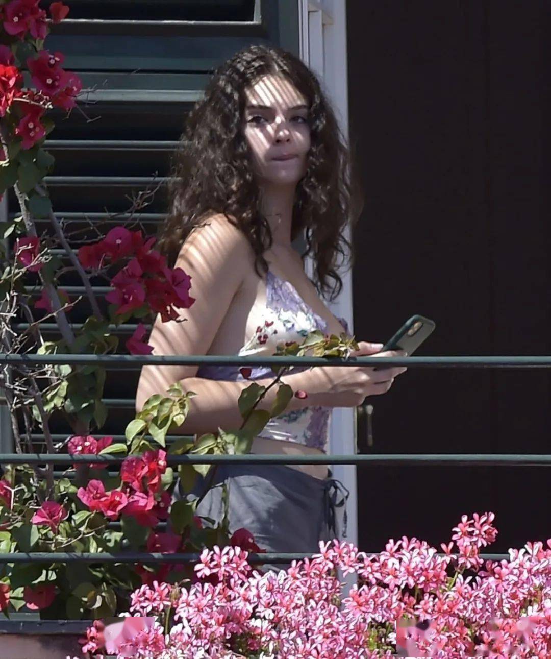 气质|全世界都在等的那个她，长大了！