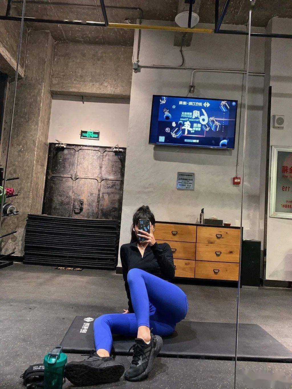 95后气场超a花臂女神爱健身爱纹身这是你的理想型女友吗