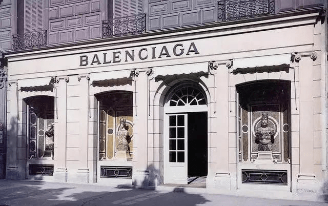 高定|除了机车包和老爹鞋，Balenciaga的服装才是真正的高级顶流