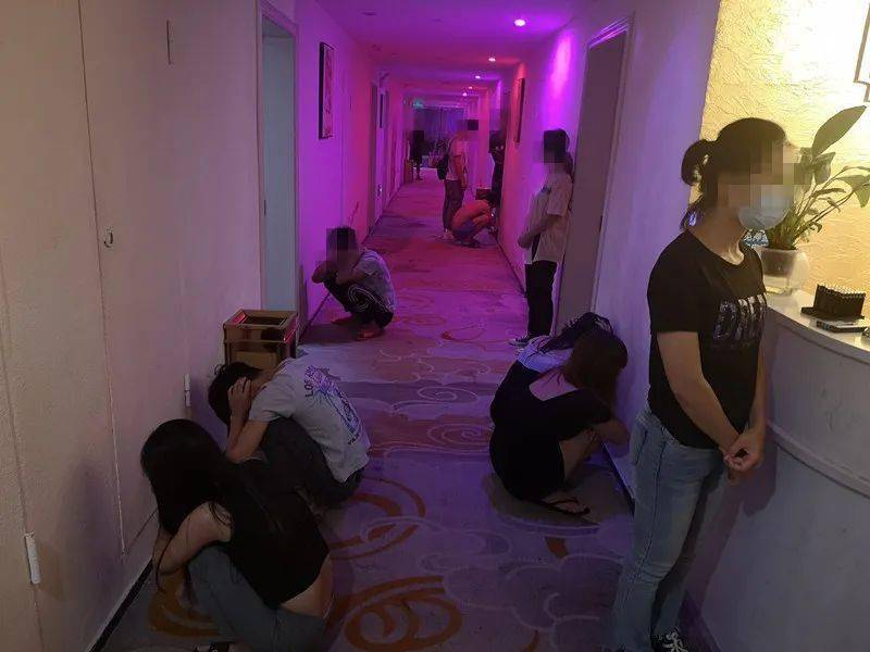 足浴场暗藏猫腻!梧州警方捣毁两个组织卖淫窝点