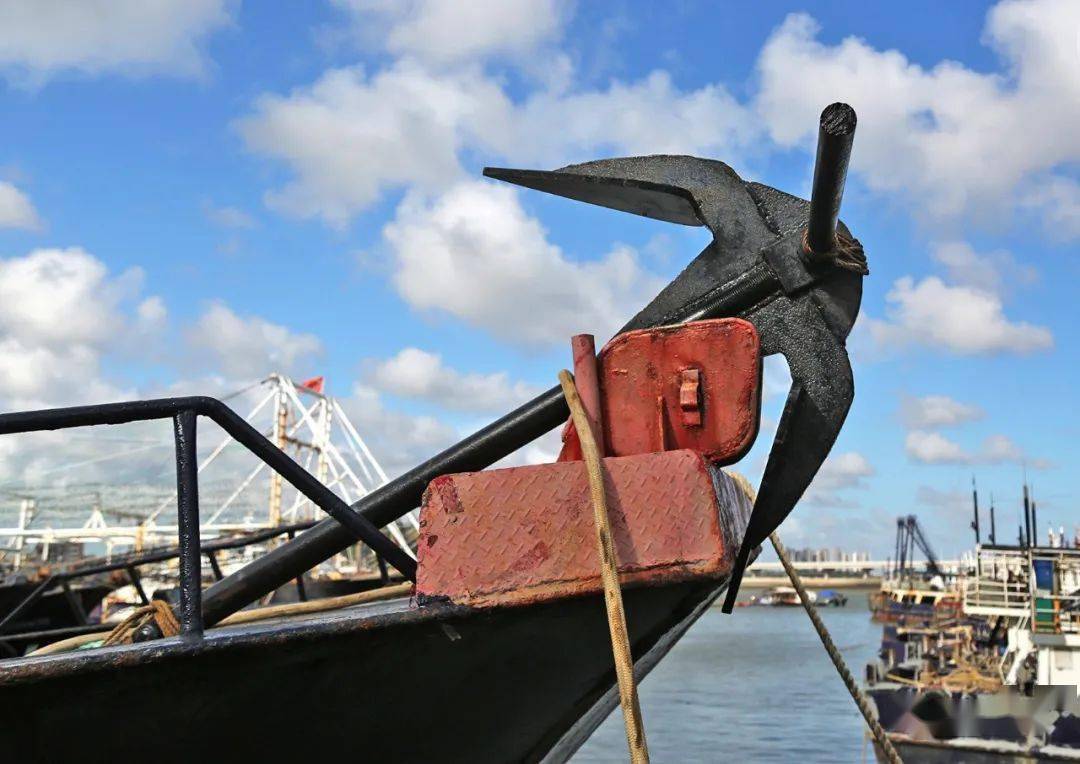 多图视频丨博贺渔港渔船休整为开渔做足准备