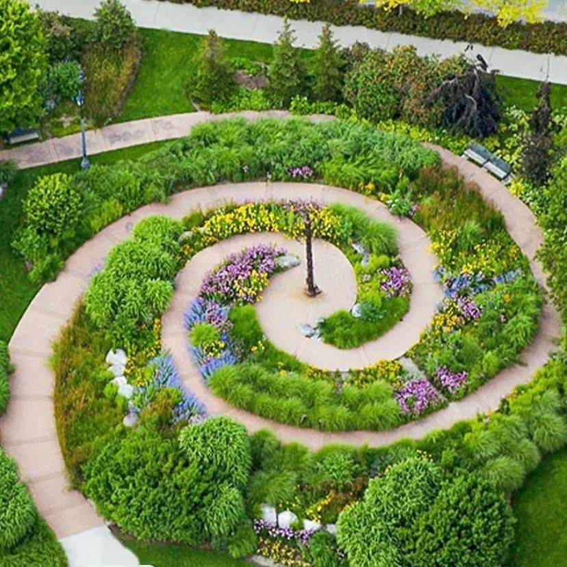 玩转设计元素,螺旋式景观安排上!_花园里