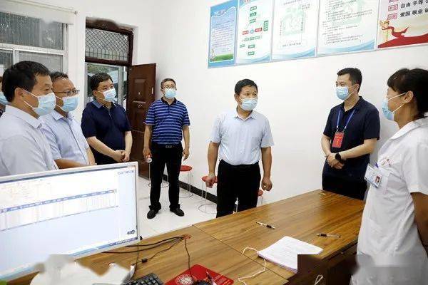 杨雷周智生丁德超到龙泉街道调研新冠疫苗接种工作