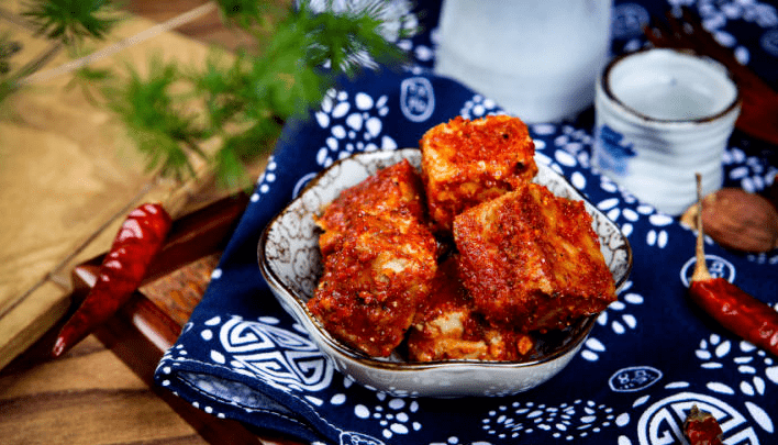 一老人常吃腐乳,却发现身体出现这样的变化!