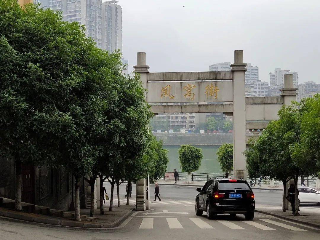 西宁街好久没出来冒泡了!不知道你们还记不记得我?