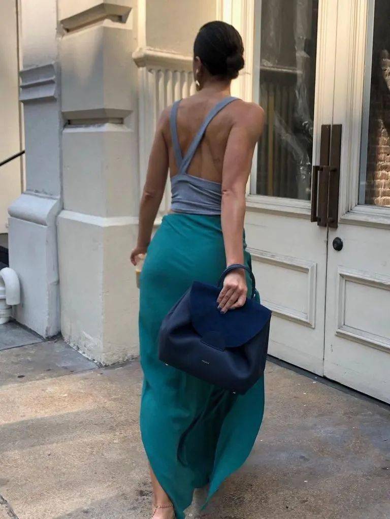 The|这个夏天要“吊带自由”