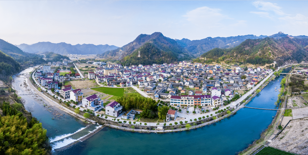 花儿课堂┃走进街头镇湖酋村文化礼堂:用艺术化解"留守"的孤单_天台县