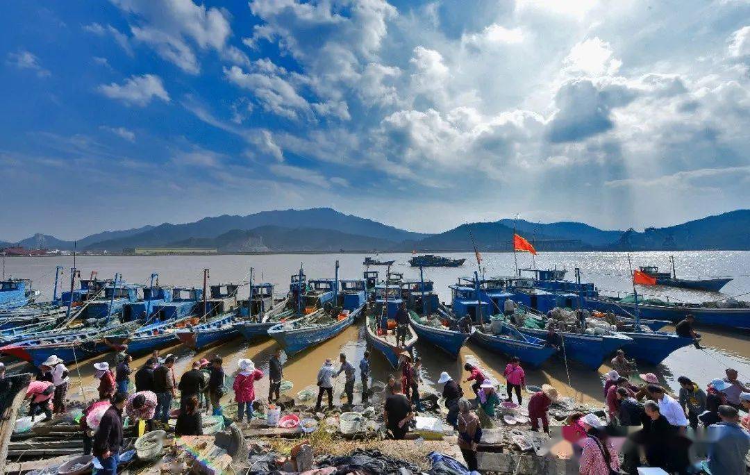 来一场夏日鲜游一日看尽健跳镇