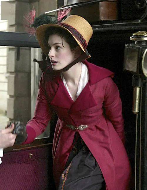 欧洲|200多年了,简·奥斯汀最爱的美裙依旧经典!胸以下全是腿靠它了