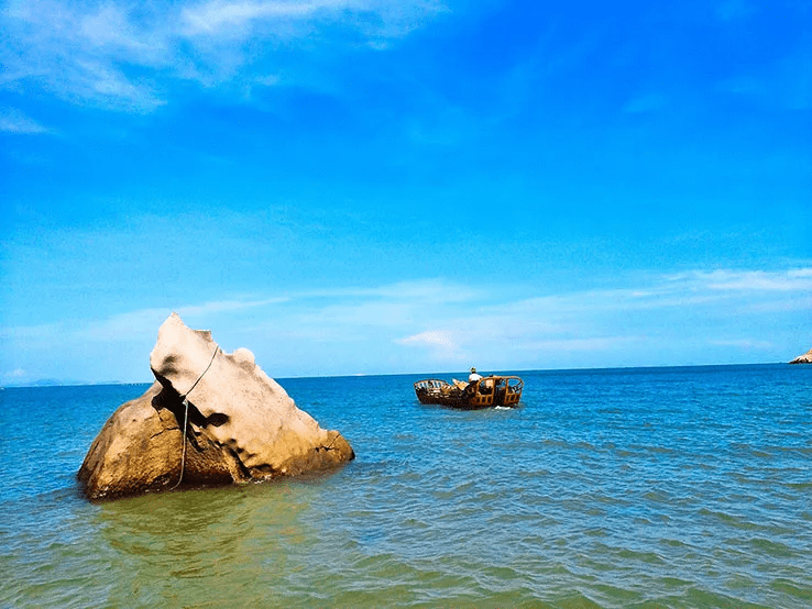 一年收入299亿元福清这个镇上演大型变形记