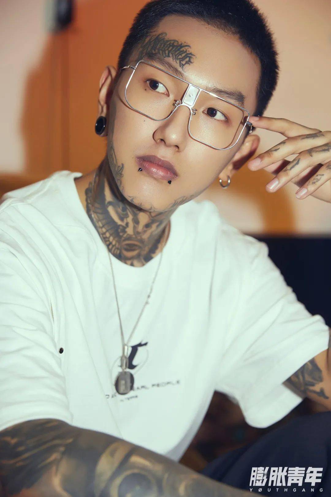 你主动点吧!给自己想一个扩列宣言吧~我的生日月份,十一月.