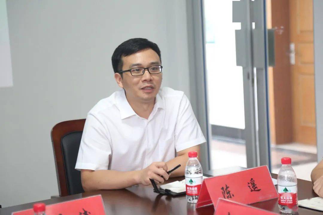 罗湛指出,各村要根据实际情况,设计好具体参观路线,提炼好沿线介绍的