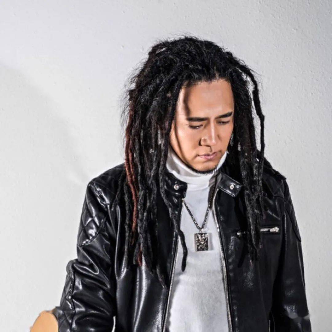 特刊山鹰组合飞翔30年的歌唱