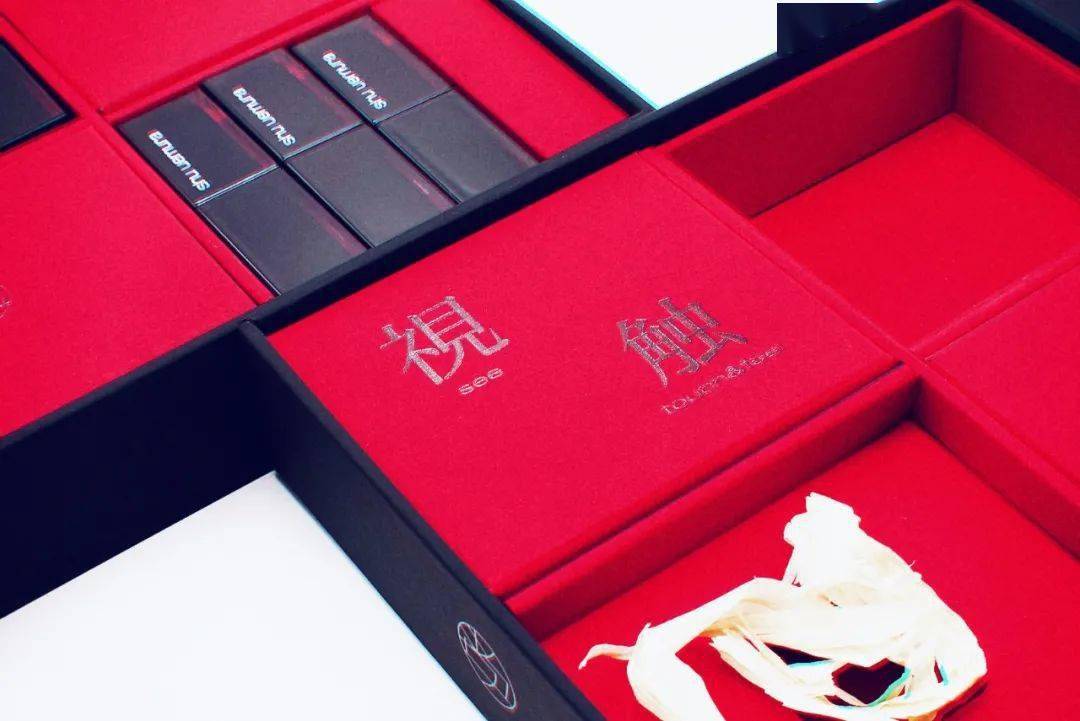 手指|开箱 | 今天就让你们知道三十多度的手指能开出多高分的箱