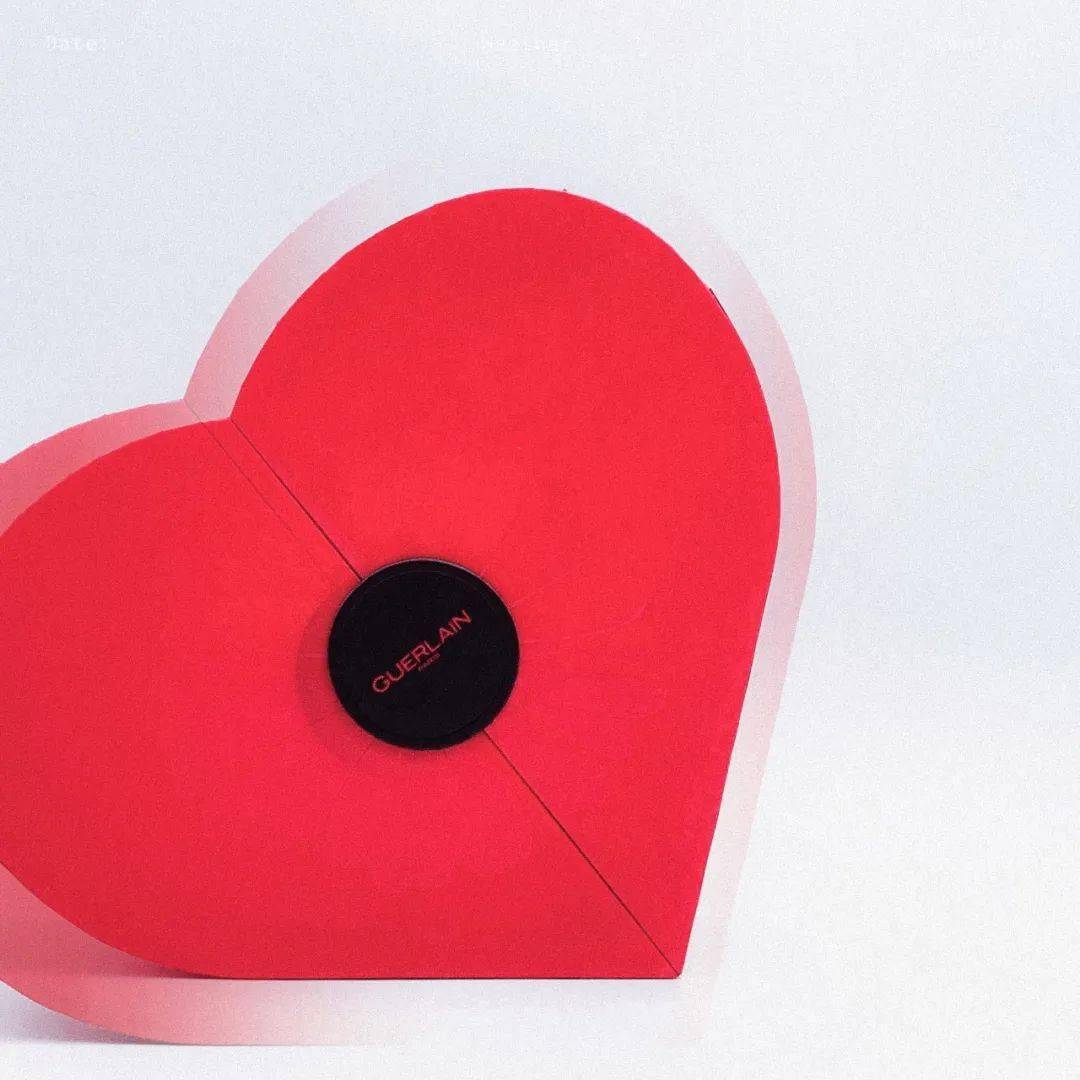 手指|开箱 | 今天就让你们知道三十多度的手指能开出多高分的箱