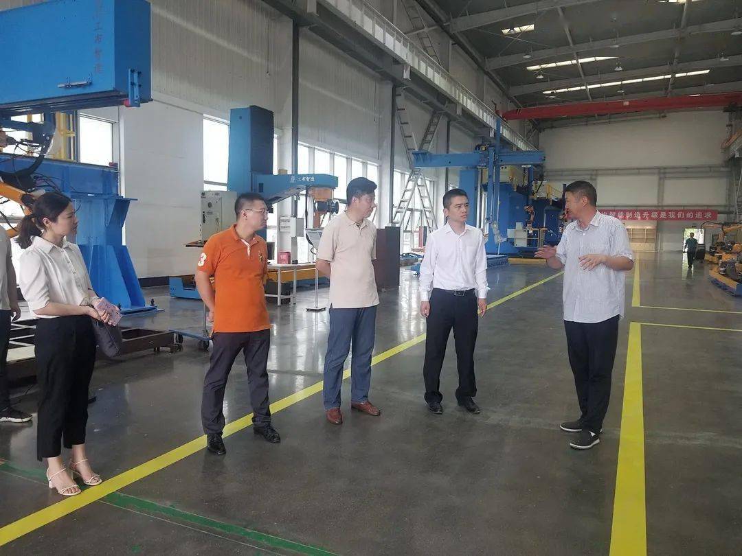 团合肥市委副书记马进伟一行调研居巢经开区青年创新创业工作