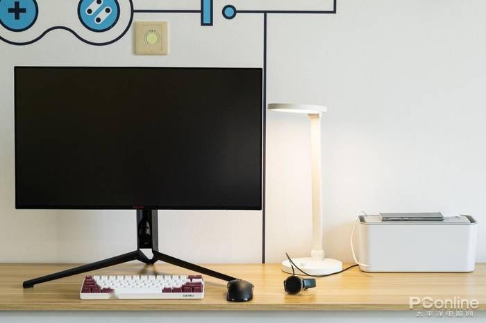 拒绝桌面凌乱 追求整洁美感 Orico奥睿科智能usb收纳盒排插评测 充电器