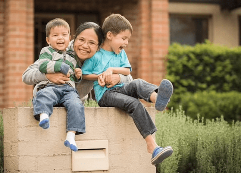 优惠 “封城”期间不送孩子上幼托，家长无需付费！新政下周一实施，大悉尼21 6万家庭受益 Bayside