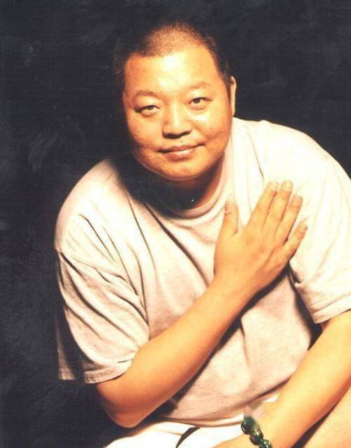键盘手排行_他是崔健的御用键盘手,演唱《朋友》火遍全国,一生充满曲折