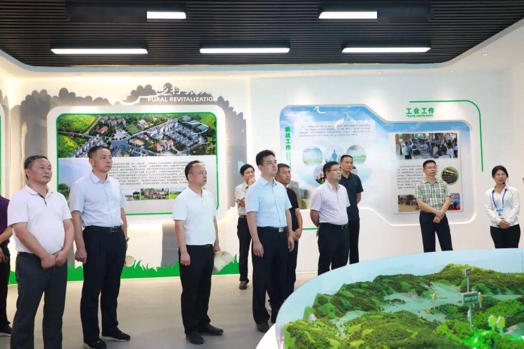 调研现场7月14日,株洲市人民政府副市长白云峰一行来茶陵调研林业