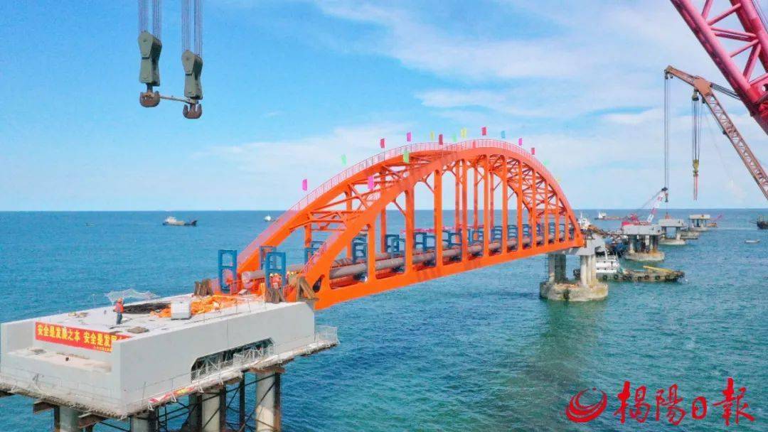 揭阳成功安装最长钢拱桁双主梁结构桥!_引桥