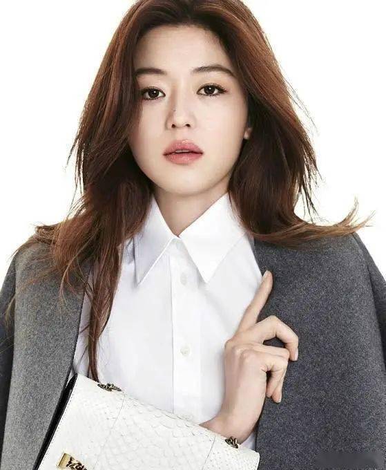 韩国男演员排行_韩国独一份的帅气女演员,被誉为国民扳手,金瑞亨到底有什么魅力
