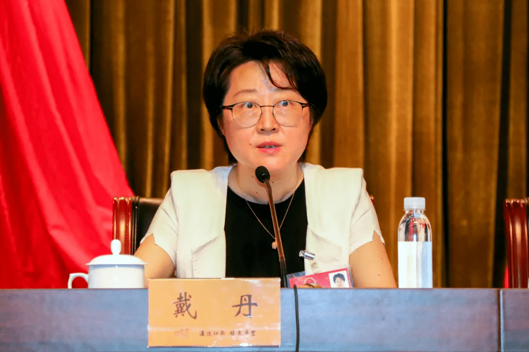 平望镇第十七届人民代表大会第十次会议胜利闭幕