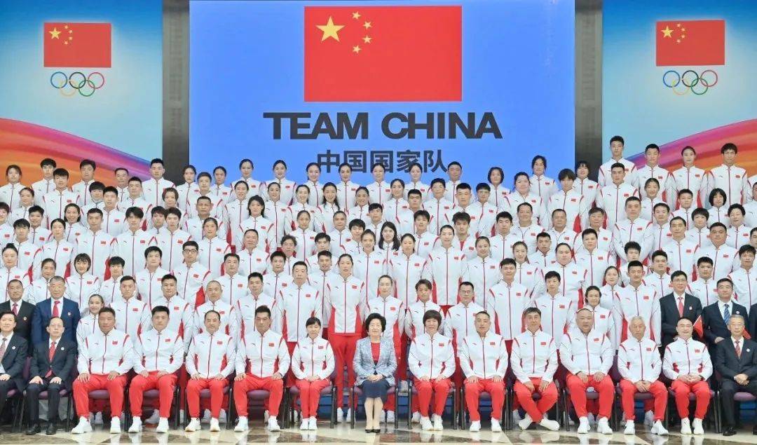 湖南一高校妹子出征东京奥运会，“简历”亮了_翟颖