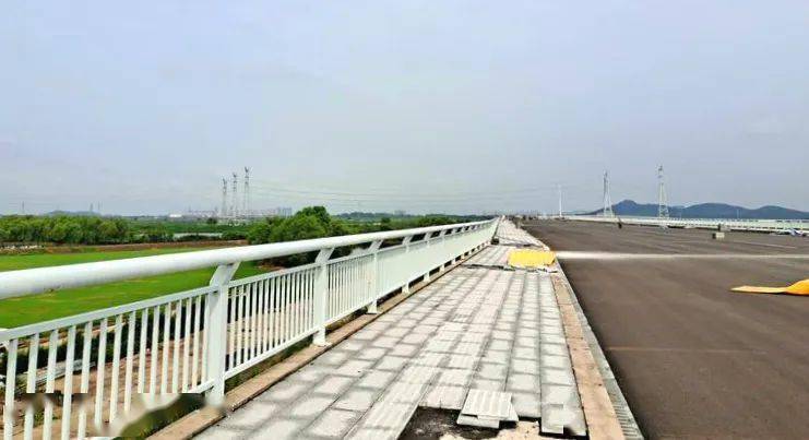 近距离看全力三路延伸线