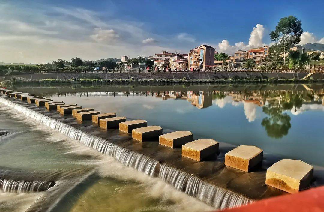 陆河这个村有个网红地刷屏了