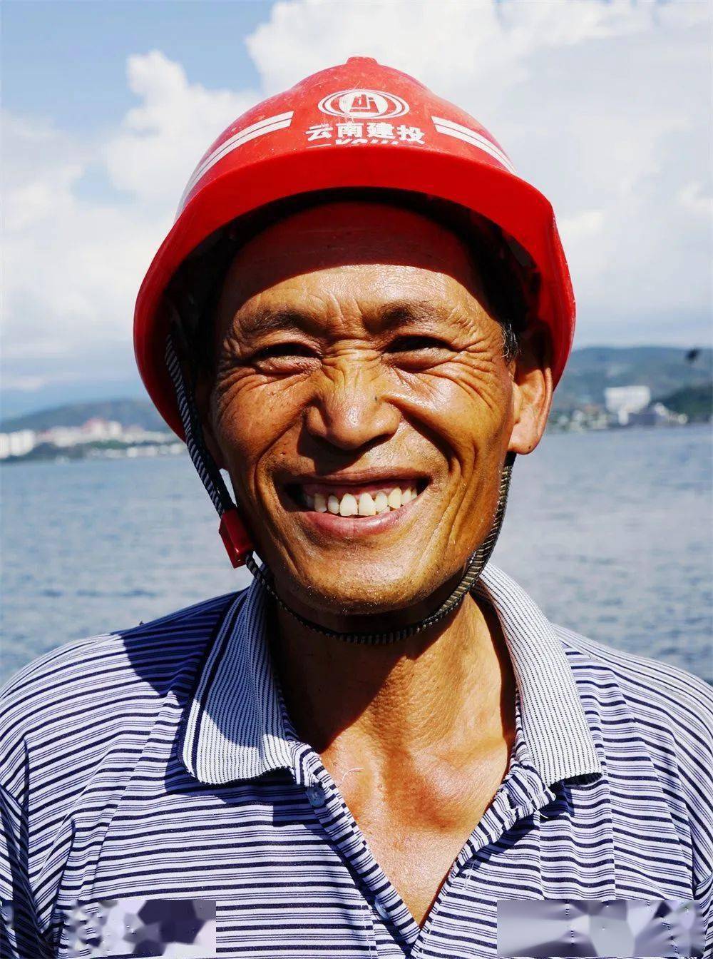 百年华诞100张大理笑脸祝福党